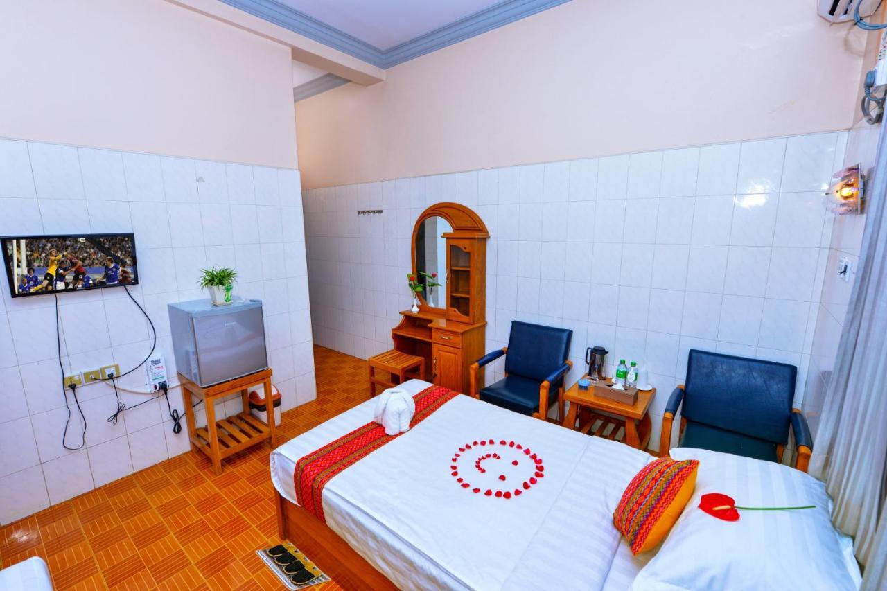 Hotel Smile Мемьо Экстерьер фото